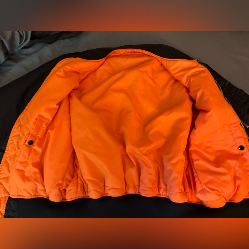 Alpha Industries Bomber Jacket - Picture 3 of 9